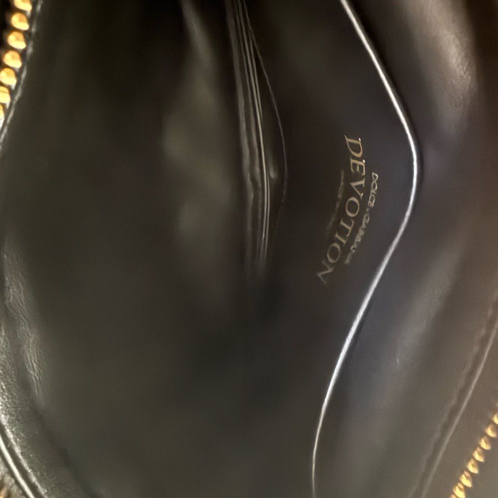 Brand new Dolce & Gabbana Black crossbody / Shoulder Bag devotion - Picture 9 of 9